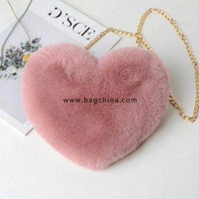 2020 Fashion Autumn Winter New Womens Plush Shoulder Hairy Bag Heart-shaped Chain Handbags Cross Body Zip Up Tote Purse