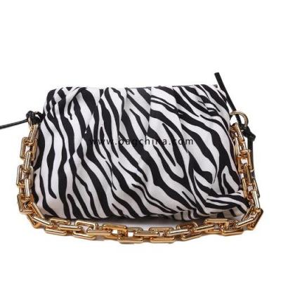 Trendy Striped Girl Shoulder Messenger Bag Simple Summer Shopping Ms Fashion Bag Personality Soft Lady's Hand-held Chains Bag